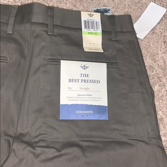 Dockers khaki pants 30x32 straight fit - Picture 3 of 5